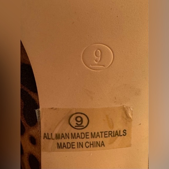 Olivia Jaymes Pointed Toe Cheetah Lace Up High Heel Stiletto Ankle Boot Size 9M - Picture 10 of 10